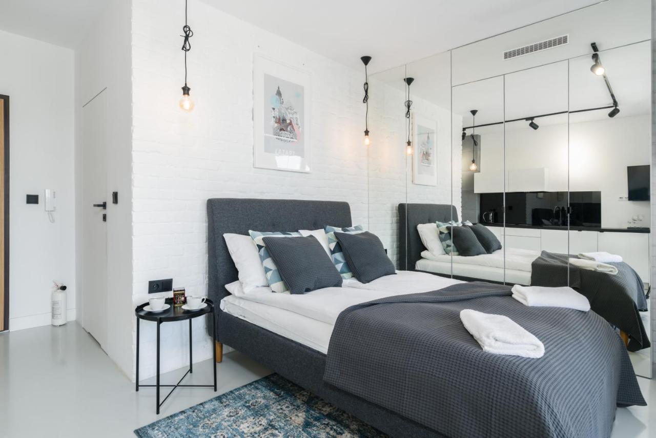 Apartments Poznan Mtp Bukowska By Noclegi Renters Ngoại thất bức ảnh