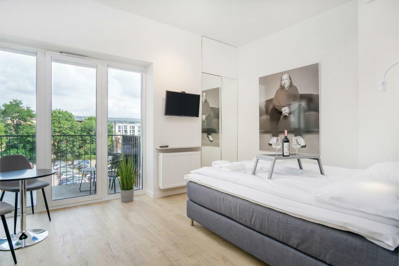 Apartments Poznan Mtp Bukowska By Noclegi Renters Ngoại thất bức ảnh