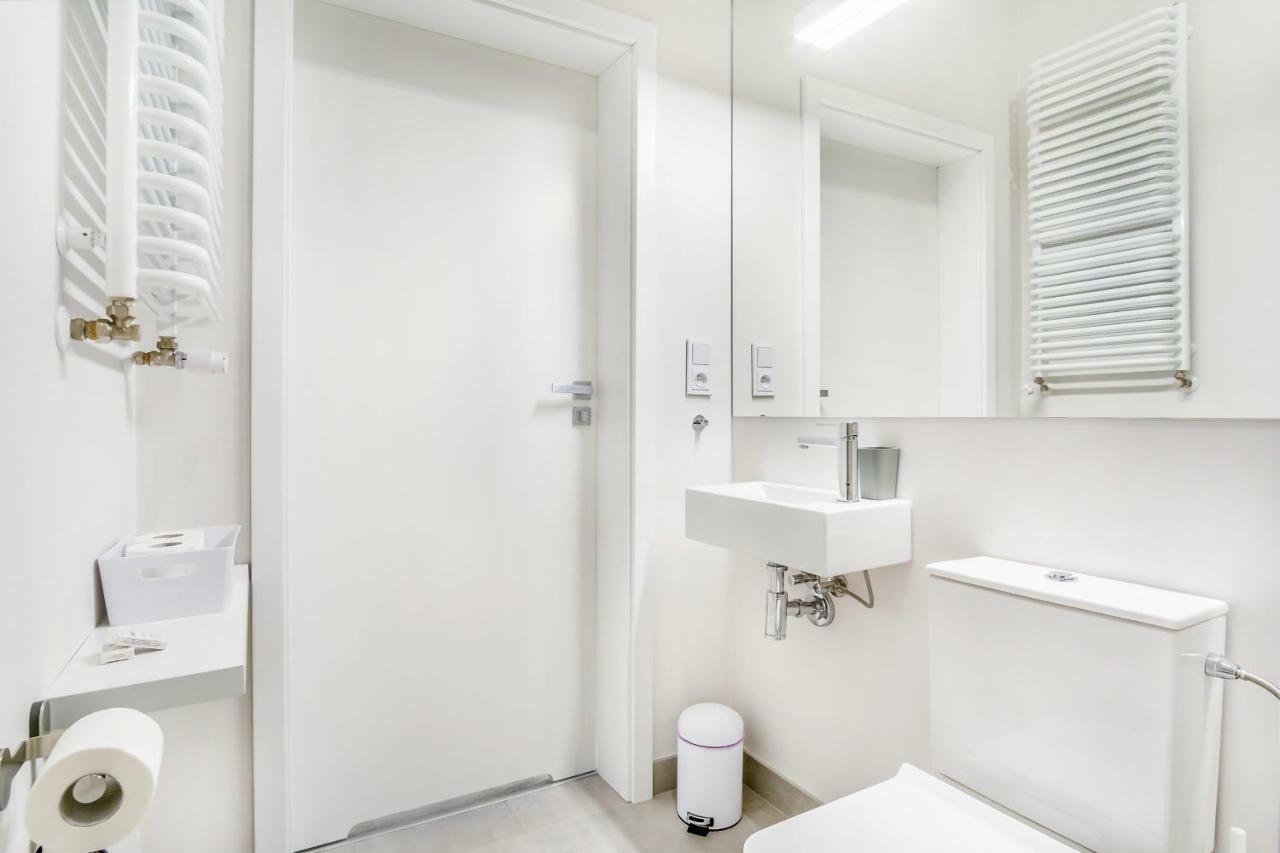 Apartments Poznan Mtp Bukowska By Noclegi Renters Ngoại thất bức ảnh