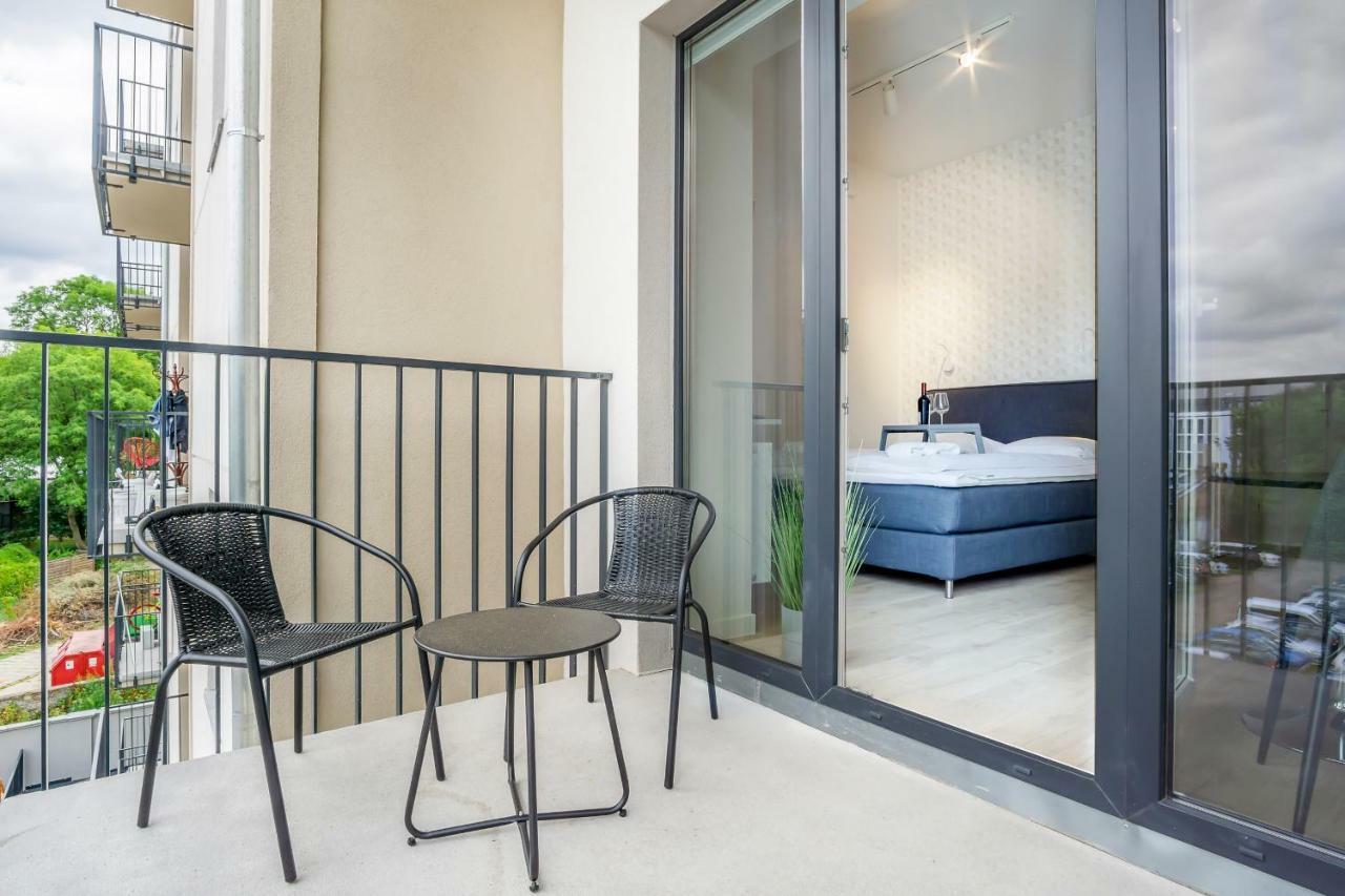 Apartments Poznan Mtp Bukowska By Noclegi Renters Ngoại thất bức ảnh